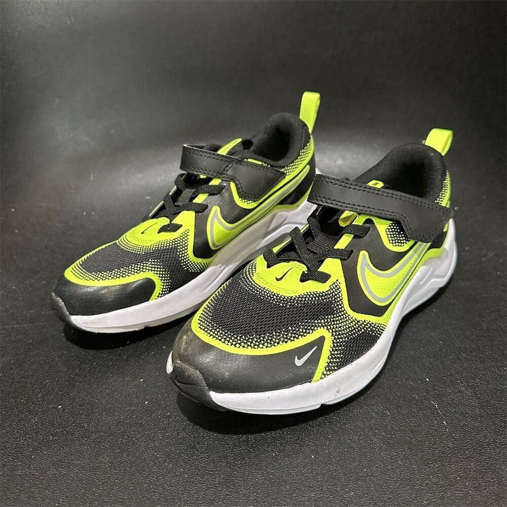Nike Cosmic Runner PSV Kids Black Volt White Hook & Loop Low Top Sneaker 1Y